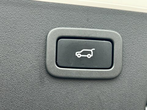 Jaguar E-Pace Core Red #8