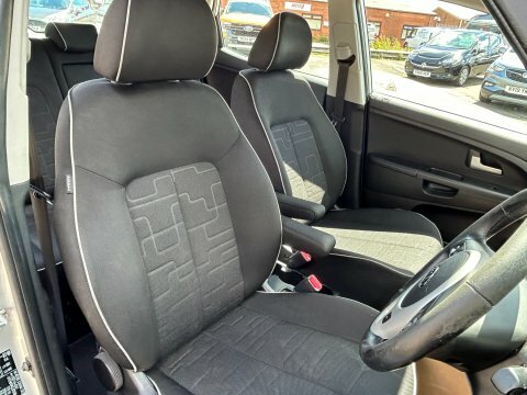 Kia Venga 1.6 2 Blue #8