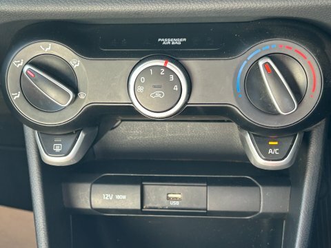 Kia Picanto 1.0 1 4 Seats White #22