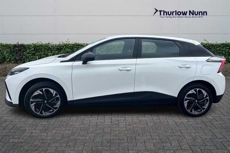 MG MG4 51Kwh Se Hatchback 170 Ps AJ73DAA White #6