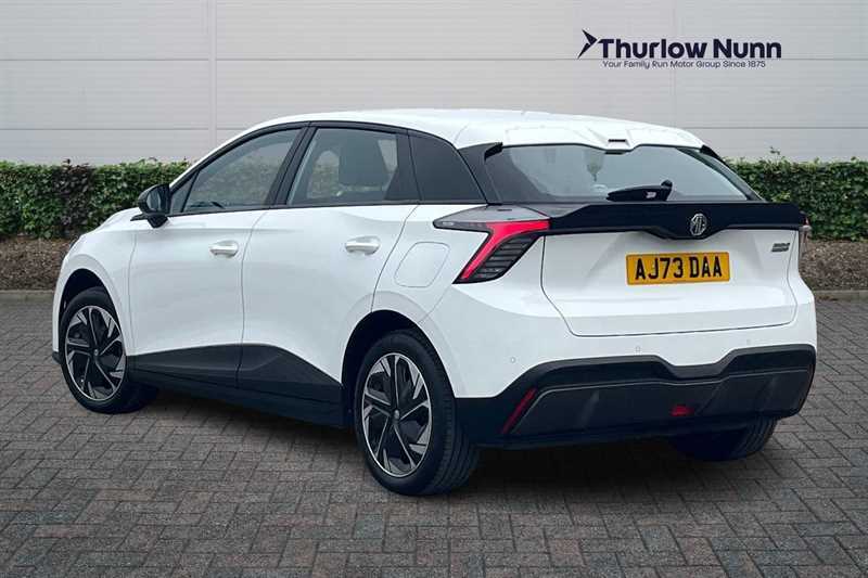MG MG4 51Kwh Se Hatchback 170 Ps AJ73DAA White #5