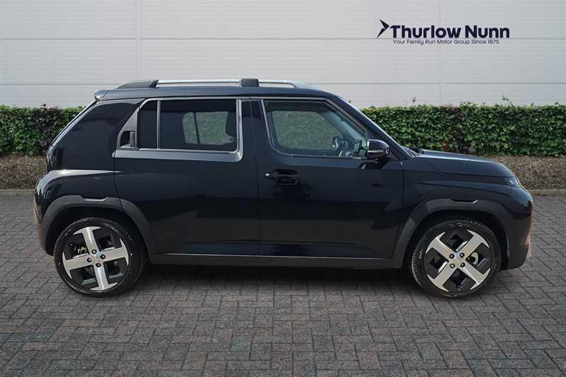Hyundai Inster Long Range 49Kwh 02 Suv 115 Ps KW75WYX Black #2