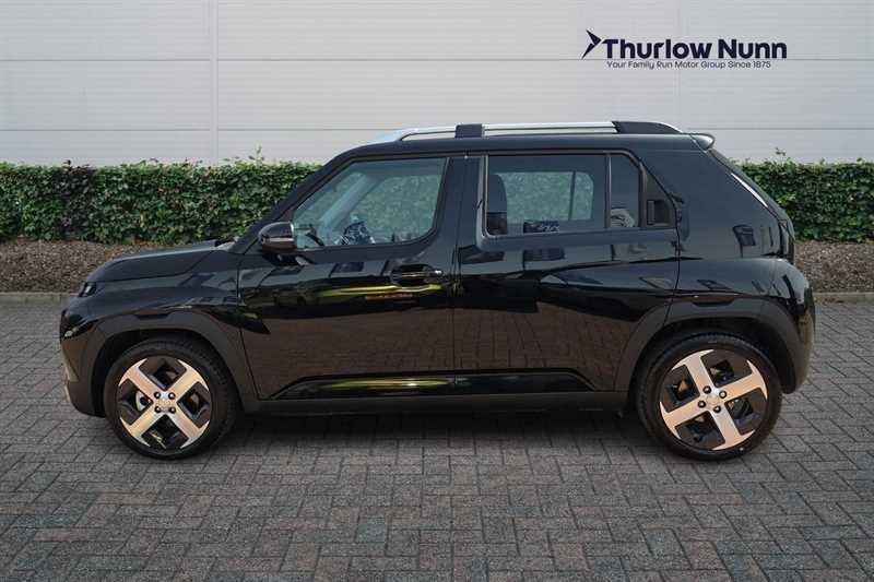 Hyundai Inster Long Range 49Kwh 02 Suv 115 Ps KW75WYX Black #6