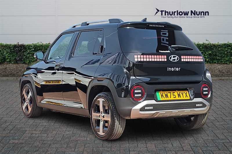 Hyundai Inster Long Range 49Kwh 02 Suv 115 Ps KW75WYX Black #5