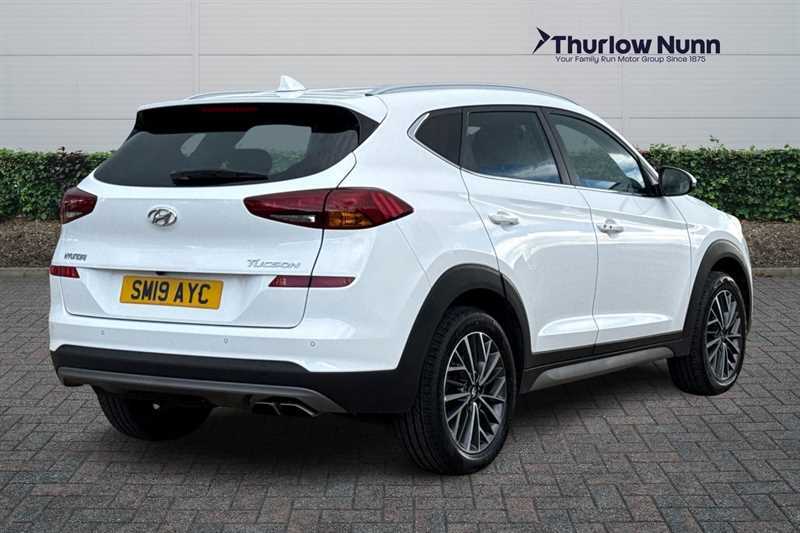 Hyundai Tucson 1.6 Crdi Premium Suv Euro 6 Ss SM19AYC White #3