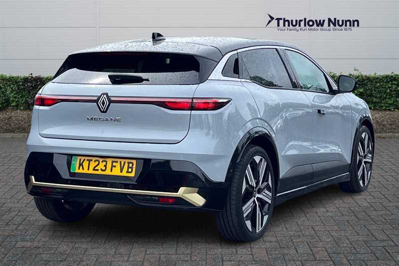 Renault Megane E-Tech 60Kwh Iconic Hatchback Optimum Black #3
