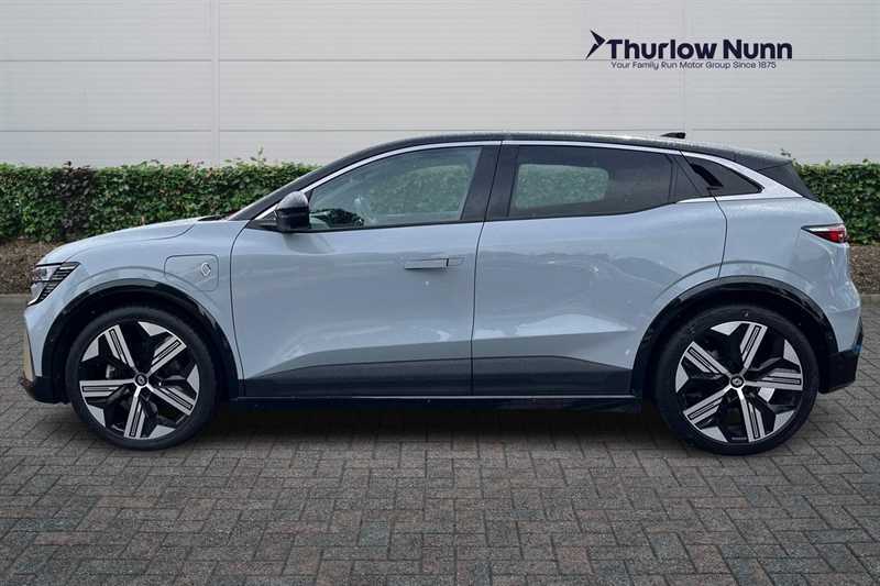 Renault Megane E-Tech 60Kwh Iconic Hatchback Optimum Black #6