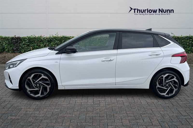 Hyundai I20 Hatchback White #11