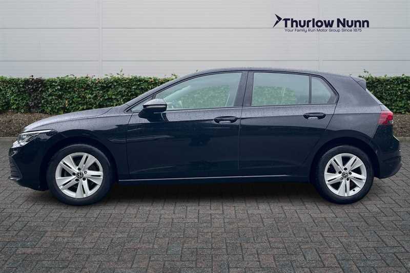 Volkswagen Golf 1.5 Tsi 130 Ps Life Hatchback YY23ERZ Black #6