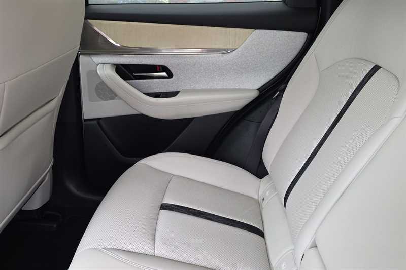 Mazda CX-60 Suv Black #26