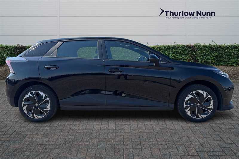 MG MG4 64Kwh Se Long Range Hatchback 2 Black #2