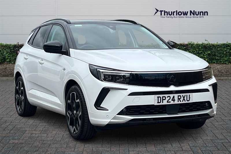 Vauxhall Grandland 1.6 14.2Kwh Ultimate Suv Plug-in Hybrid White