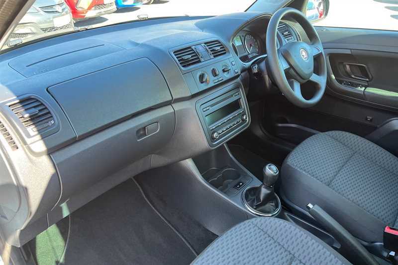 Skoda Roomster Se Black #13