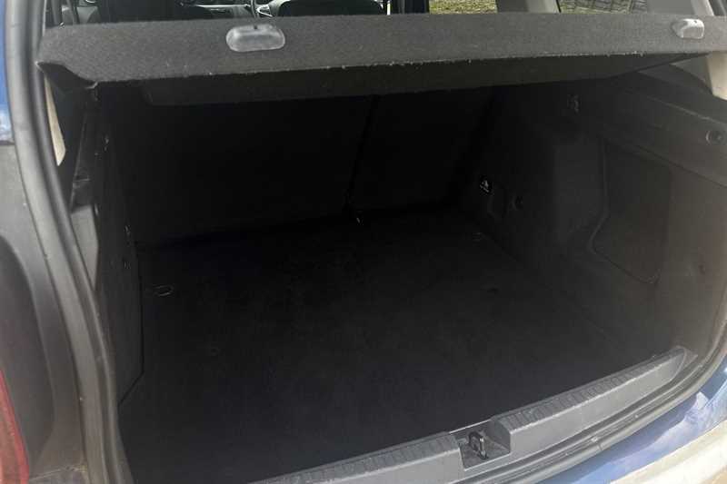 Dacia Duster 1.5 Dci Laureate 4Wd Euro 6 S S White #24