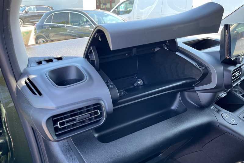 Vauxhall Combo-e Life 100Kw Ultimate XL 52Kwh Grey #27