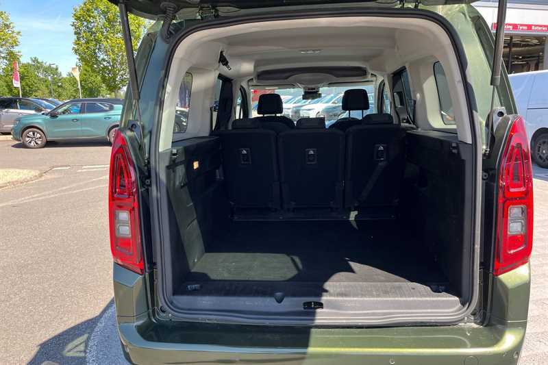 Vauxhall Combo-e Life 100Kw Ultimate XL 52Kwh Grey #24