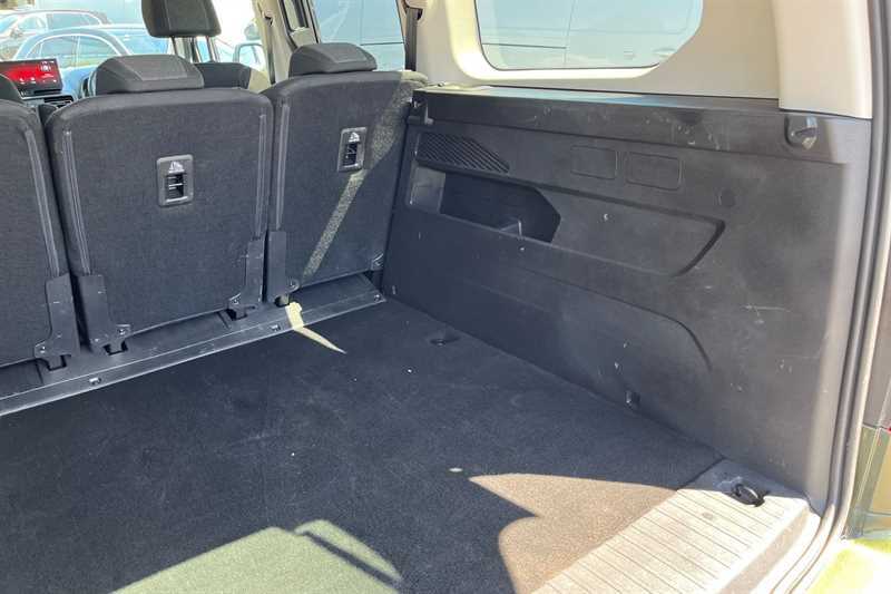 Vauxhall Combo-e Life 100Kw Ultimate XL 52Kwh Grey #41