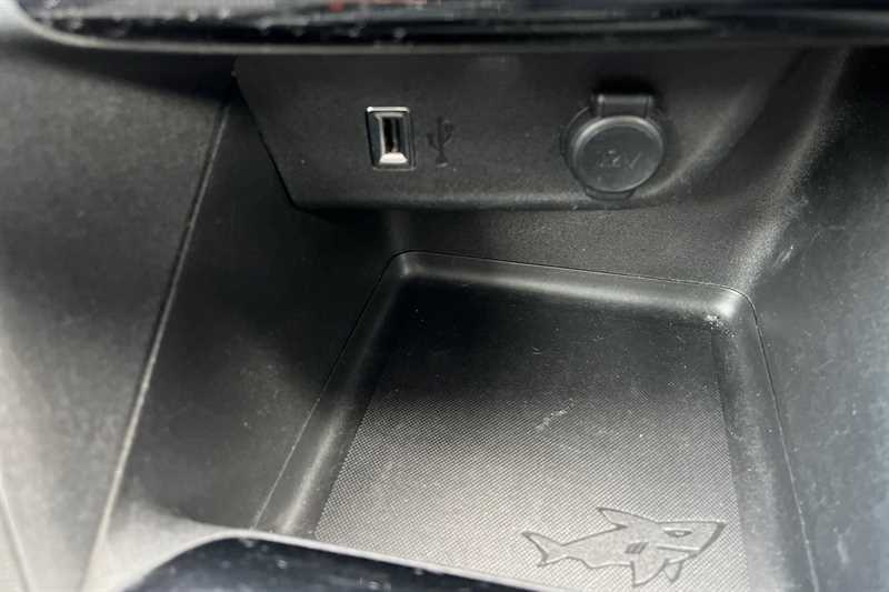 Vauxhall Corsa Se Nav Hatchback Black #27