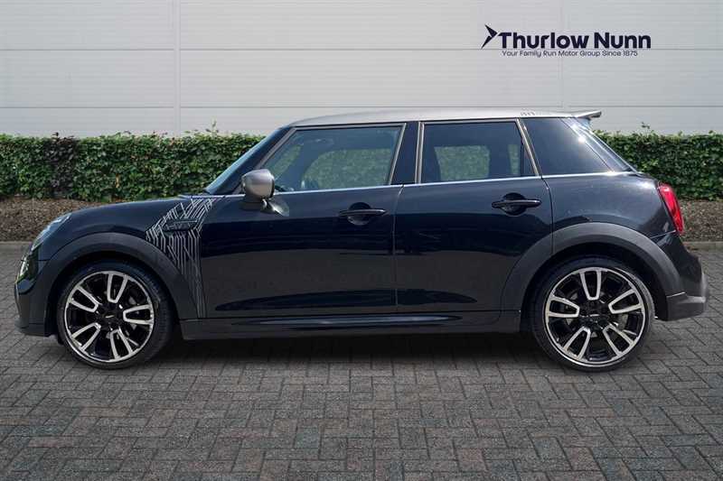 Mini Hatch 1.5 Cooper Shadow Edition Hatchback Man Black #6