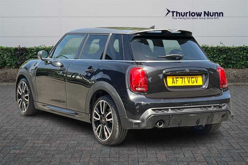 Mini Hatch 1.5 Cooper Shadow Edition Hatchback Man Black #5