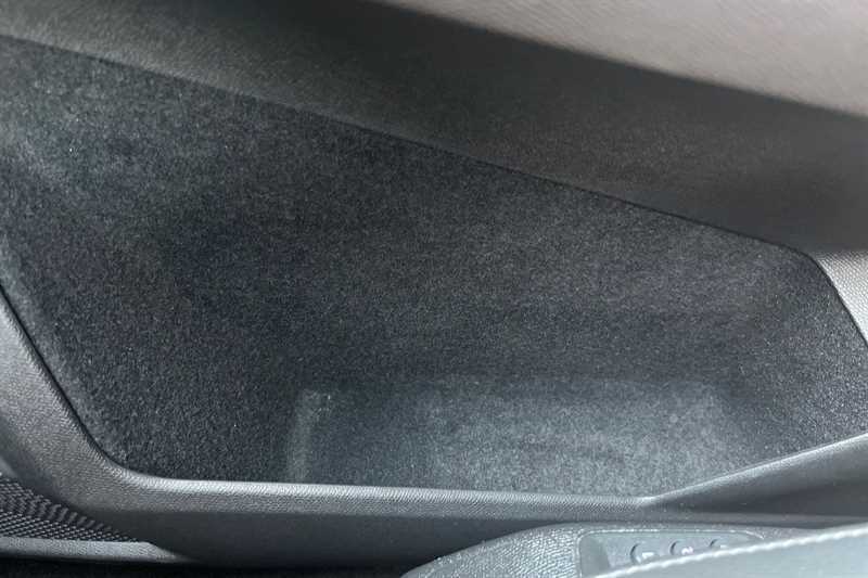 DS DS 7 1.6 E-tense 14.2Kwh Rivoli Eat8 Euro 6 Ss 5Dr, Grey #33