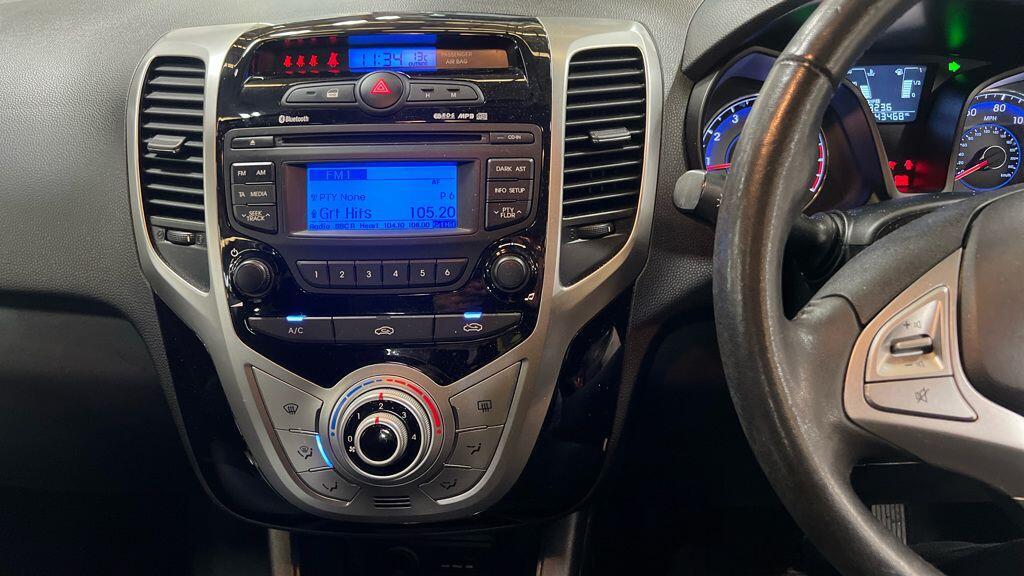 Hyundai Ix20 1.4 Style Euro 5 Ss Black #3