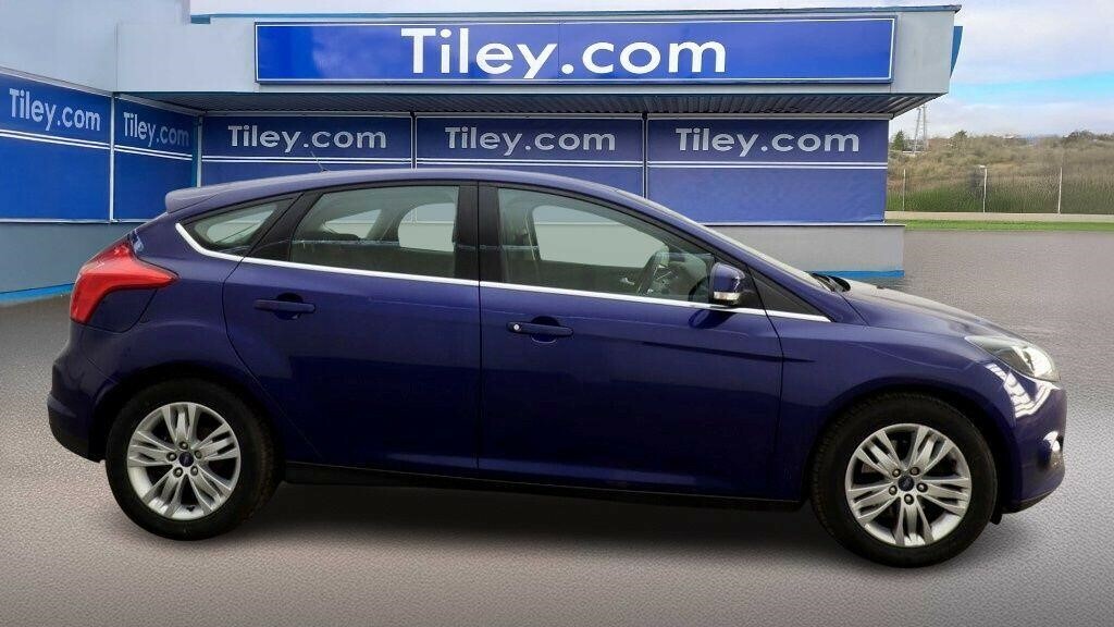 Ford Focus 1.6 Titanium Hatchback Powershift Euro  #4