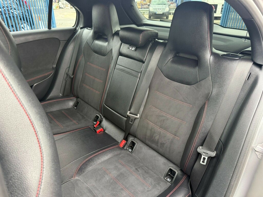 Mercedes-Benz A Class A180 Amg Line Executive Blue #26