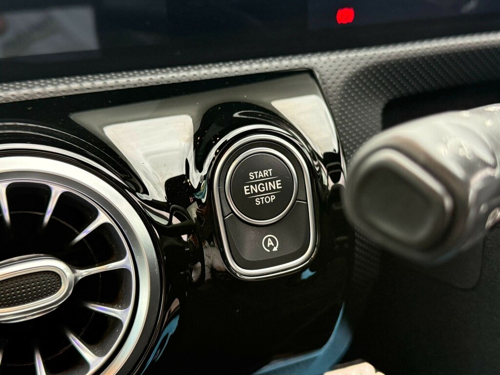 Mercedes-Benz A Class A180 Amg Line Executive Blue #17