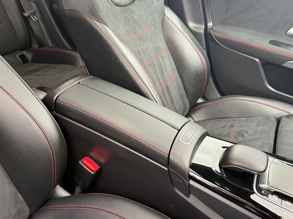 Mercedes-Benz A Class A180 Amg Line Executive Blue #22