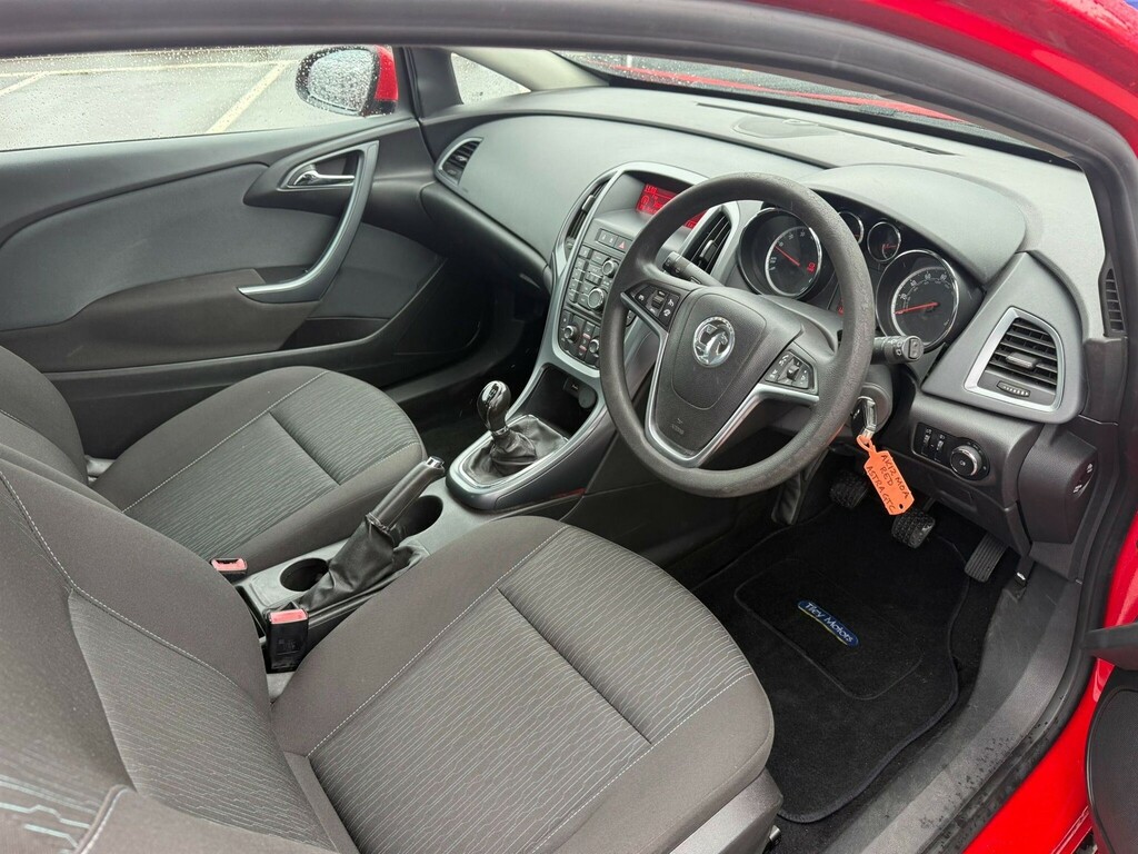 Vauxhall Astra GTC Gtc Red #9