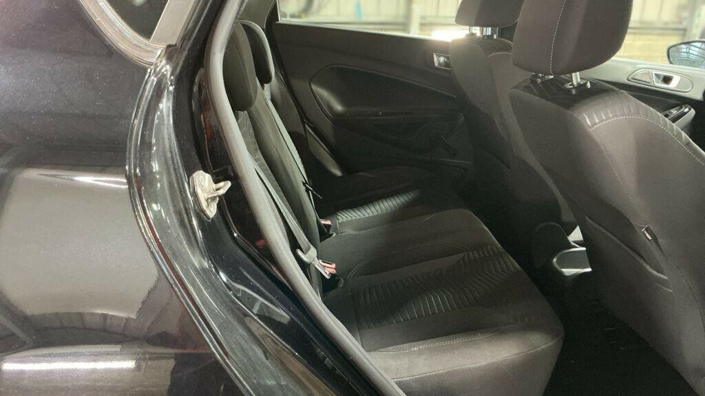 Ford Fiesta 1.2 Zetec Red #9