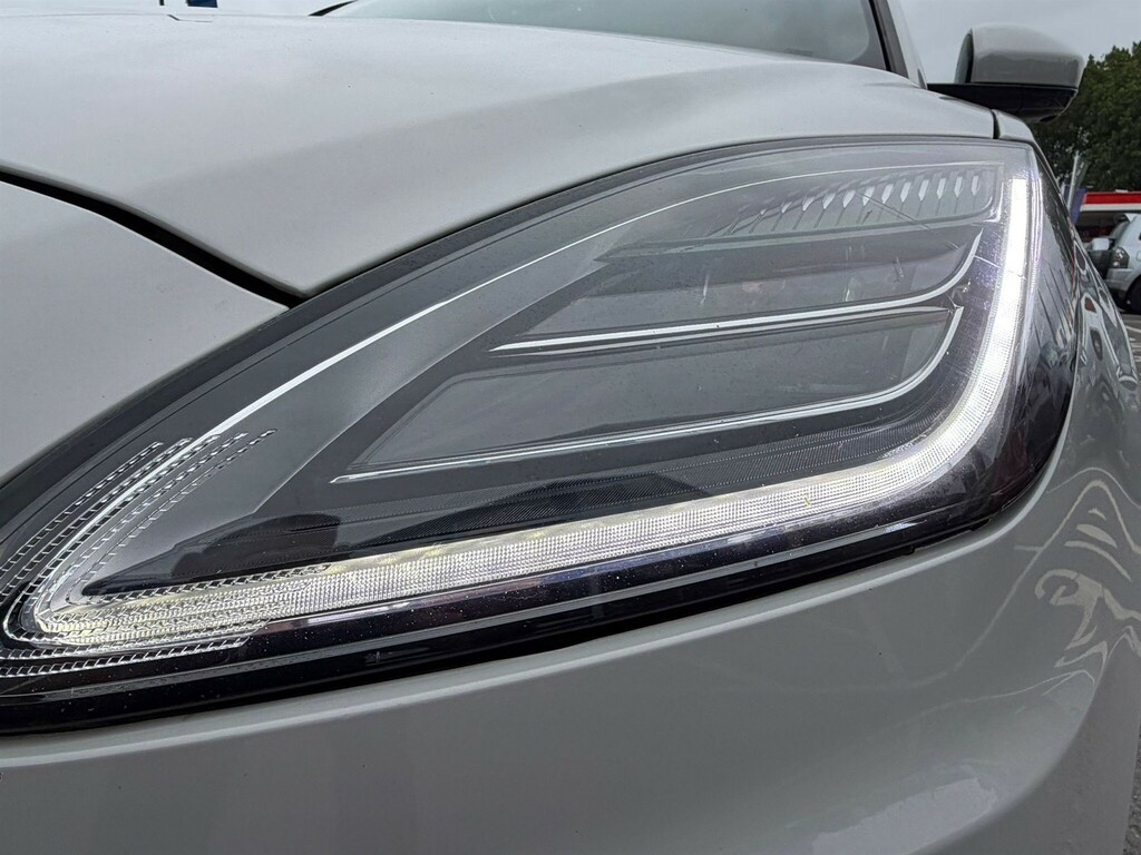 Jaguar E-Pace R-dynamic S Silver #39