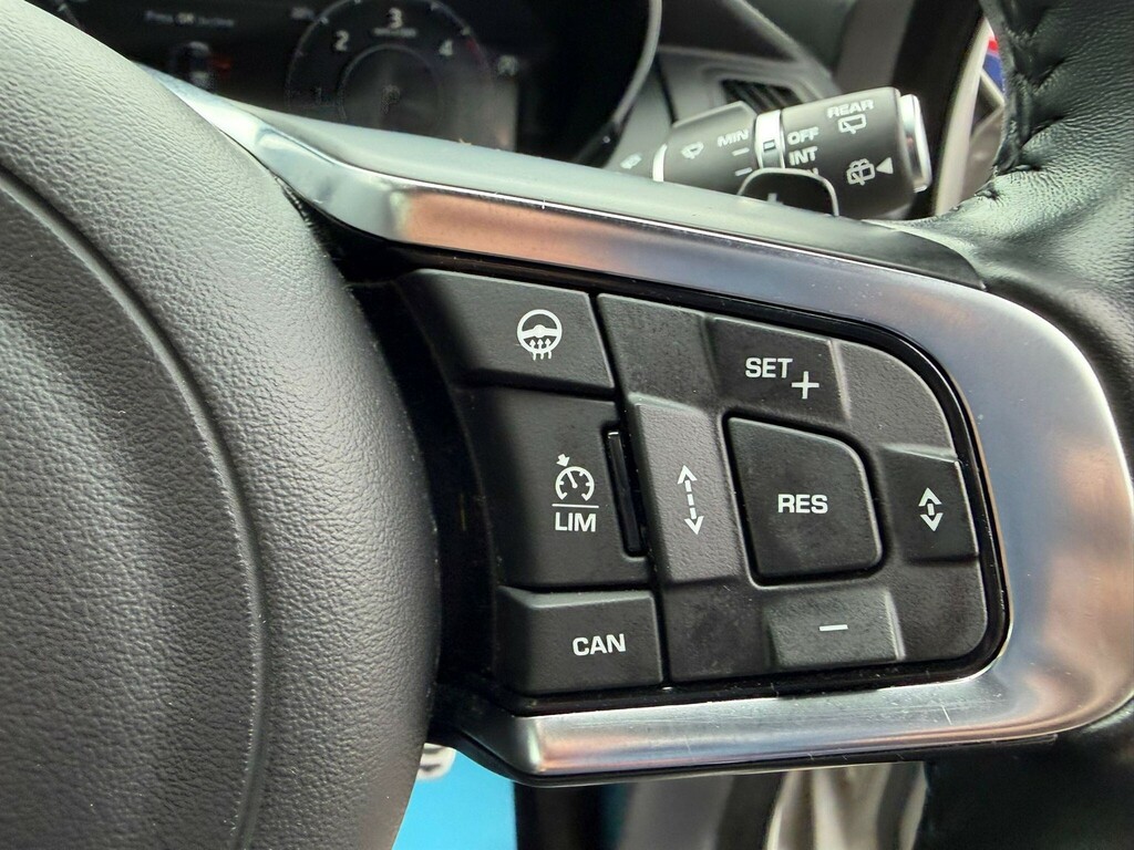 Jaguar E-Pace R-dynamic S Silver #23