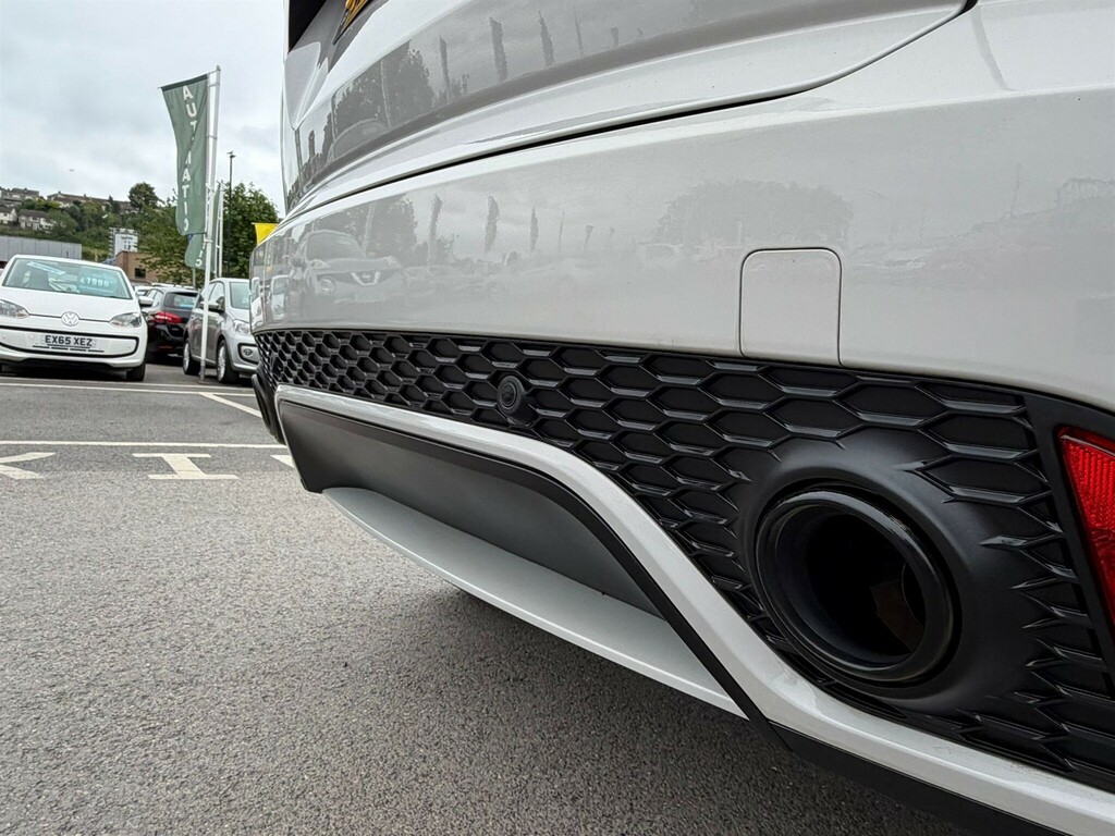 Jaguar E-Pace R-dynamic S Silver #54
