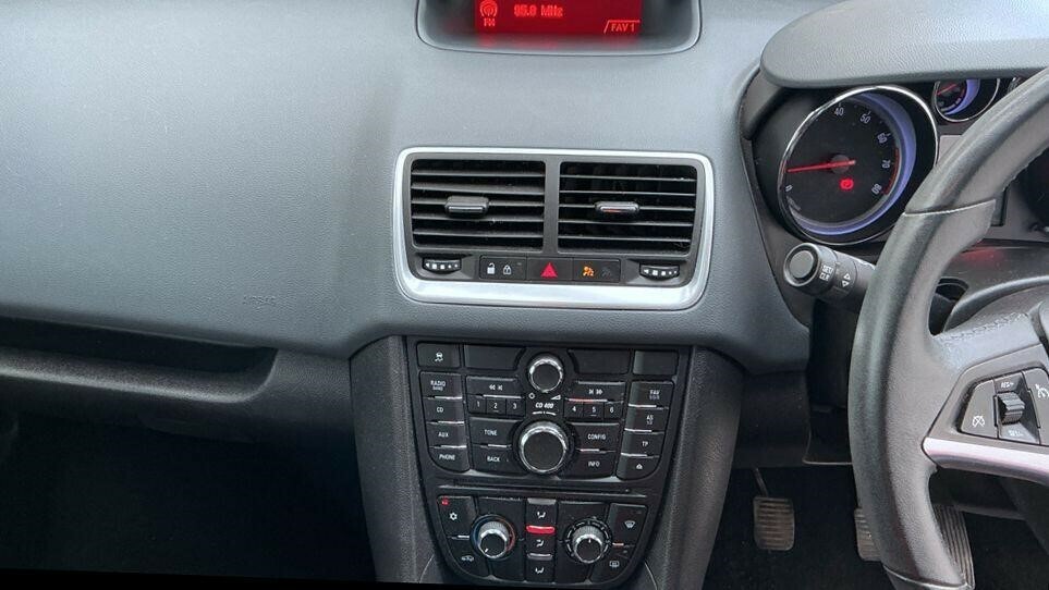 Vauxhall Meriva Exclusiv Blue #8