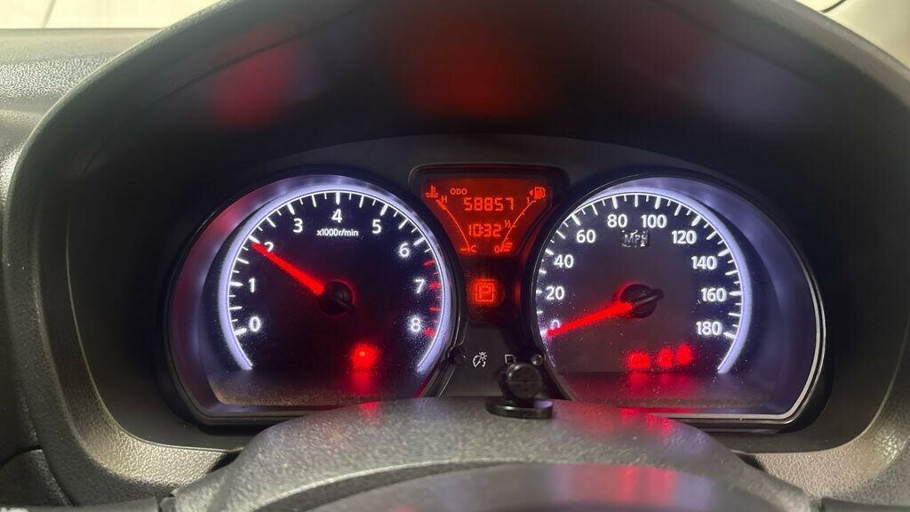 Nissan Note Acenta 5-Door Silver #9