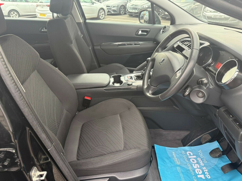 Peugeot 3008 Red #10