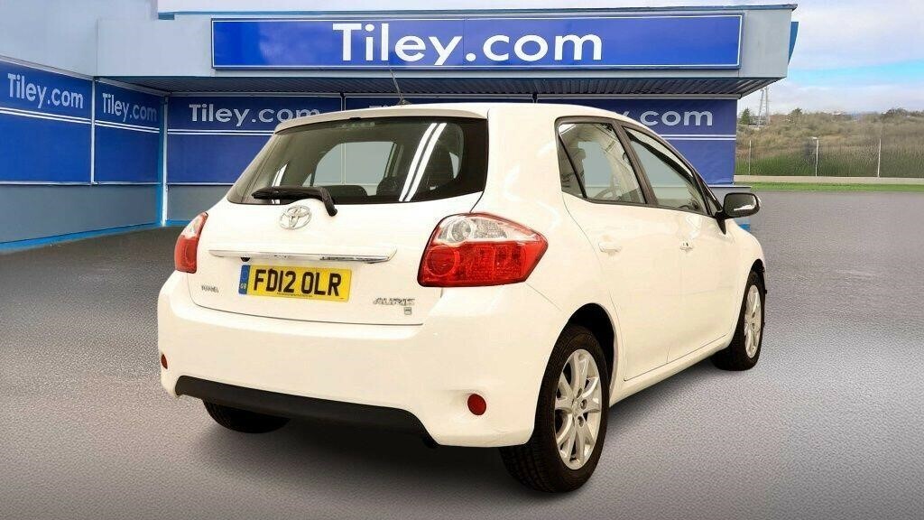 Toyota Auris 1.6 V-matic Colour Collection Multimode Euro 5  #6