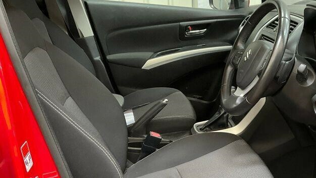 Suzuki SX4 S Cross Hatchback Silver #7