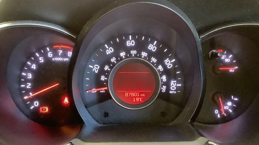 Kia Picanto 1 White #9