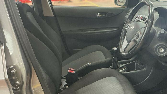 Hyundai I20 Active White #7