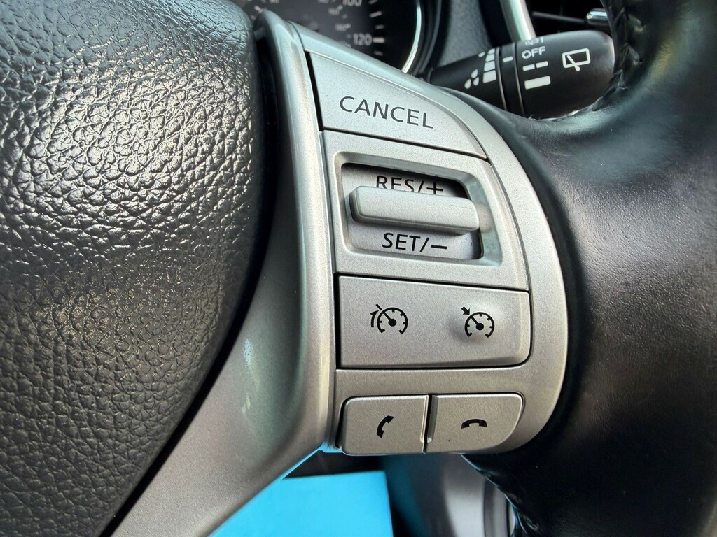 Nissan Qashqai Hatchback Acenta Plus Dig-t 2015 Grey #19