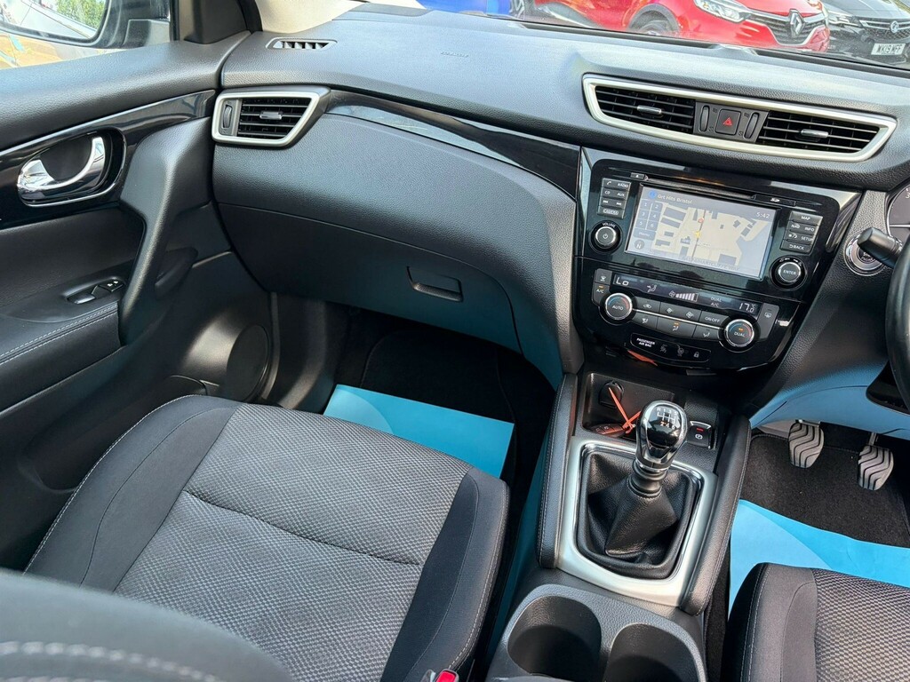 Nissan Qashqai Hatchback Acenta Plus Dig-t 2015 Grey #10