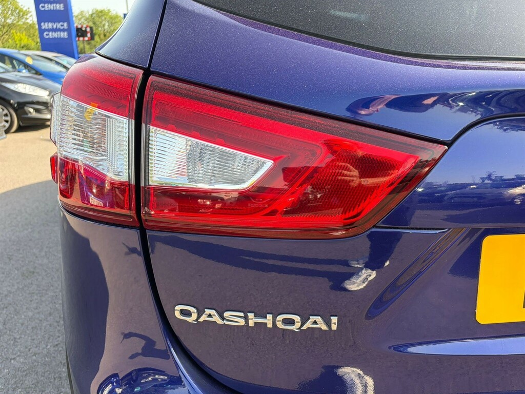 Nissan Qashqai Hatchback Acenta Plus Dig-t 2015 Grey #30