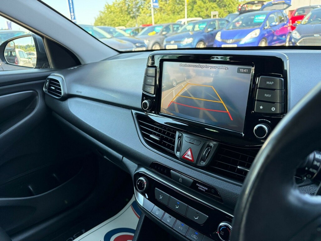 Hyundai I30 1.4T Gdi Se Nav White #27