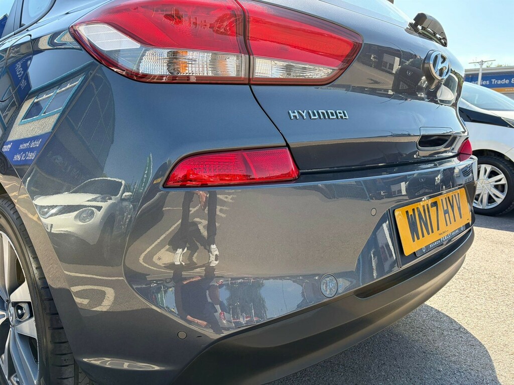 Hyundai I30 1.4T Gdi Se Nav White #35