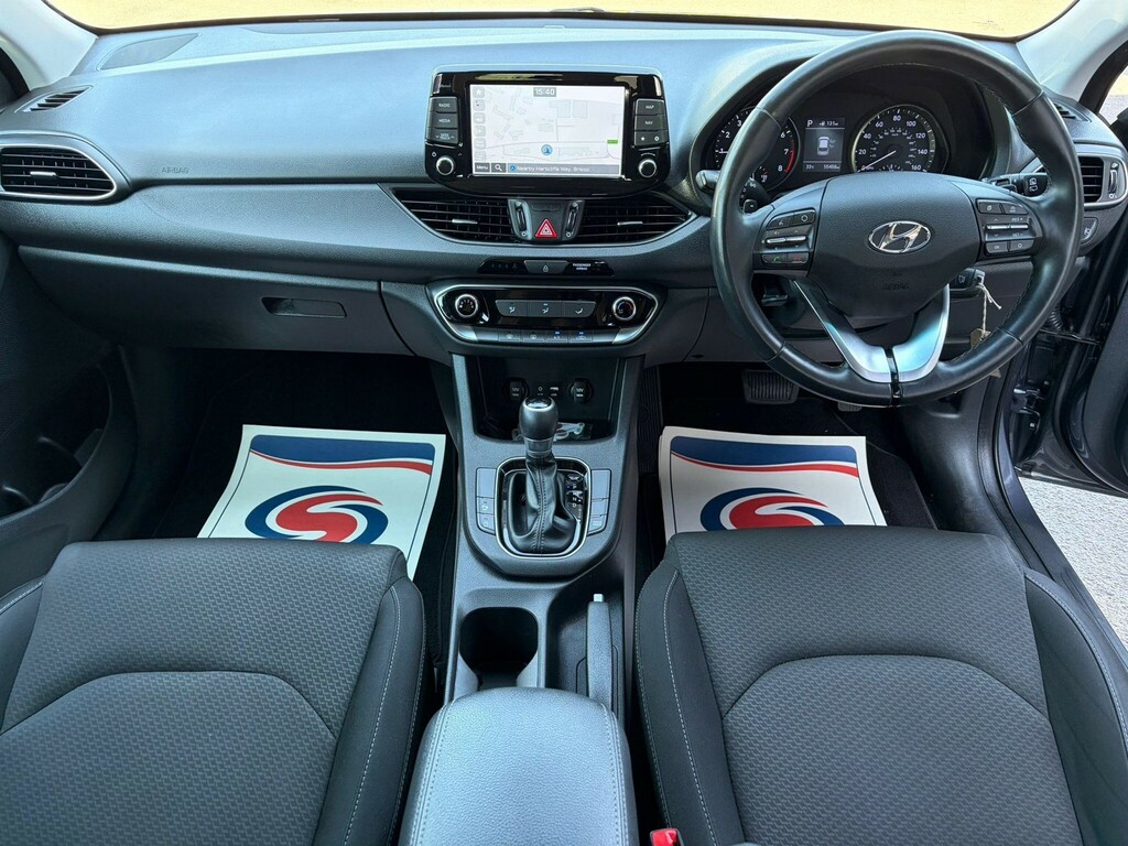 Hyundai I30 1.4T Gdi Se Nav White #14