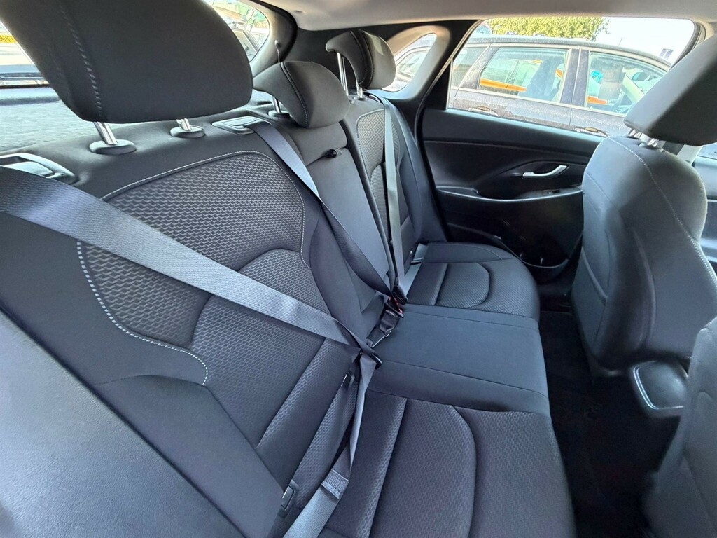Hyundai I30 1.4T Gdi Se Nav White #28