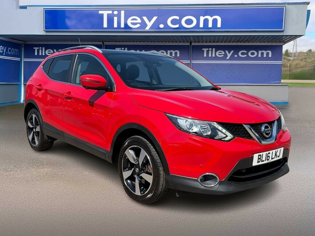 Nissan Qashqai 1.2 Dig-t N-connecta 2Wd Euro 6 Ss Red